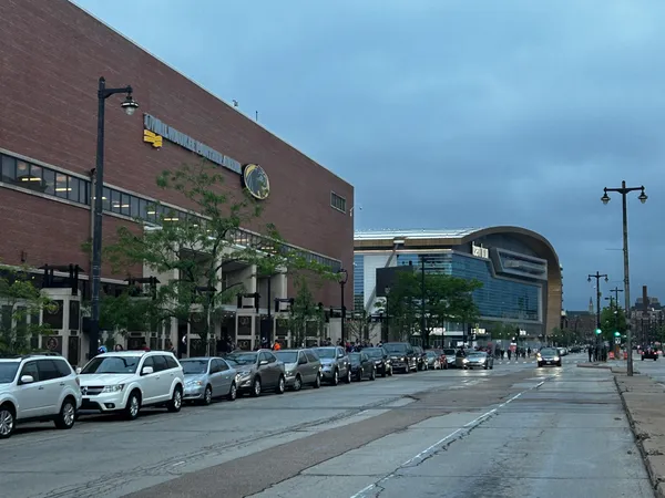 Cream City Clash: Milwaukee Admirals Host Rival Grand Rapids Griffins Tonight