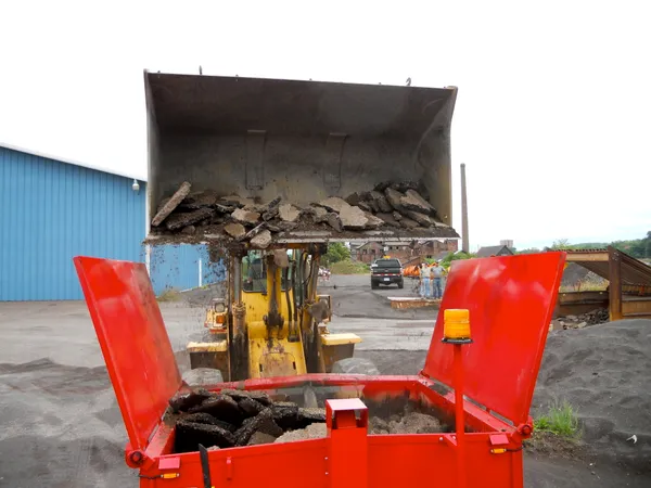 Milwaukee Brewers Fund New ‘Hot Box’ Equipment to Expand Hot-Mix Pothole Repairs Citywide