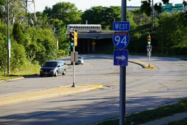 Major Closures on I-94 East-West and 27th Street Bridge Impacting Tuesday Commute