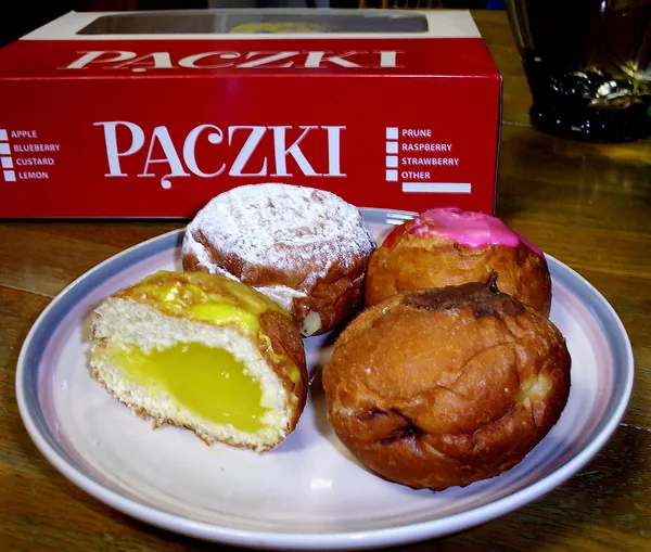 Milwaukee marks Pączki Day on Fat Tuesday as bakeries scale up for crowds and tradition